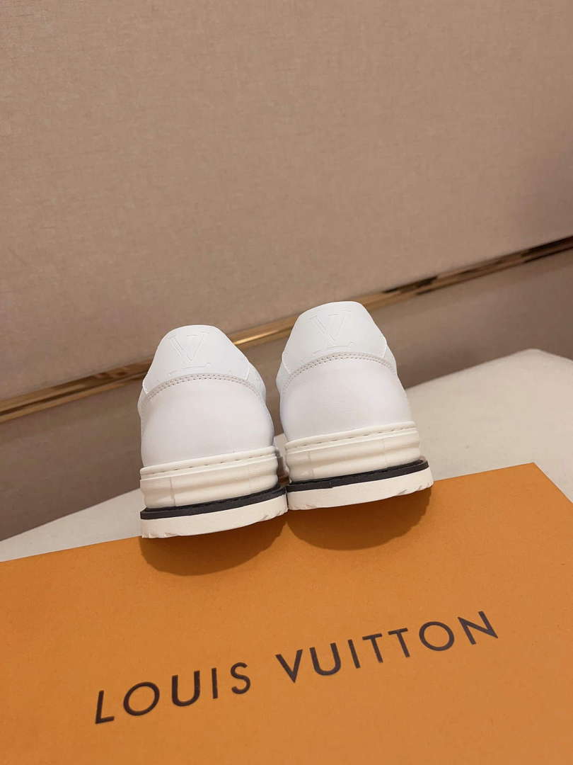 LV 1ACEZ4 Louis Vuitton Men Beverly Hills Sneaker L62346