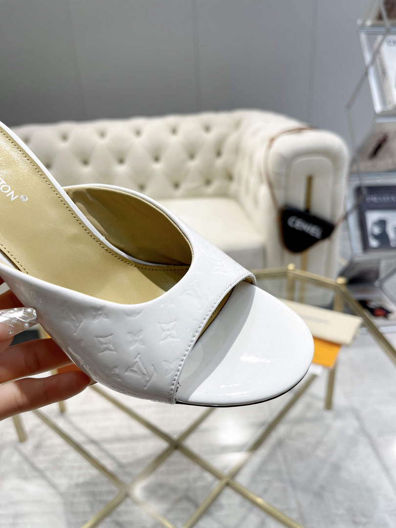 LV 1ACJ51 Louis Vuitton Women's Shoes Super Mule L75216