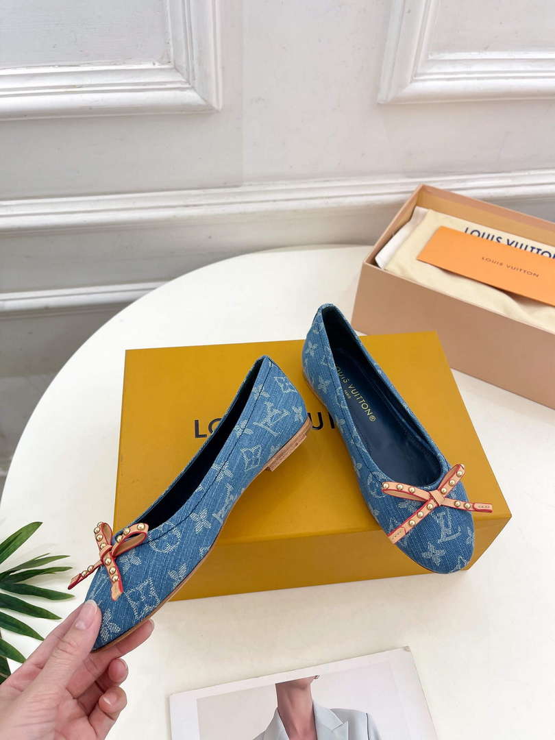 LV 1ACK97 Louis Vuitton Nina Flat Ballerina L66384