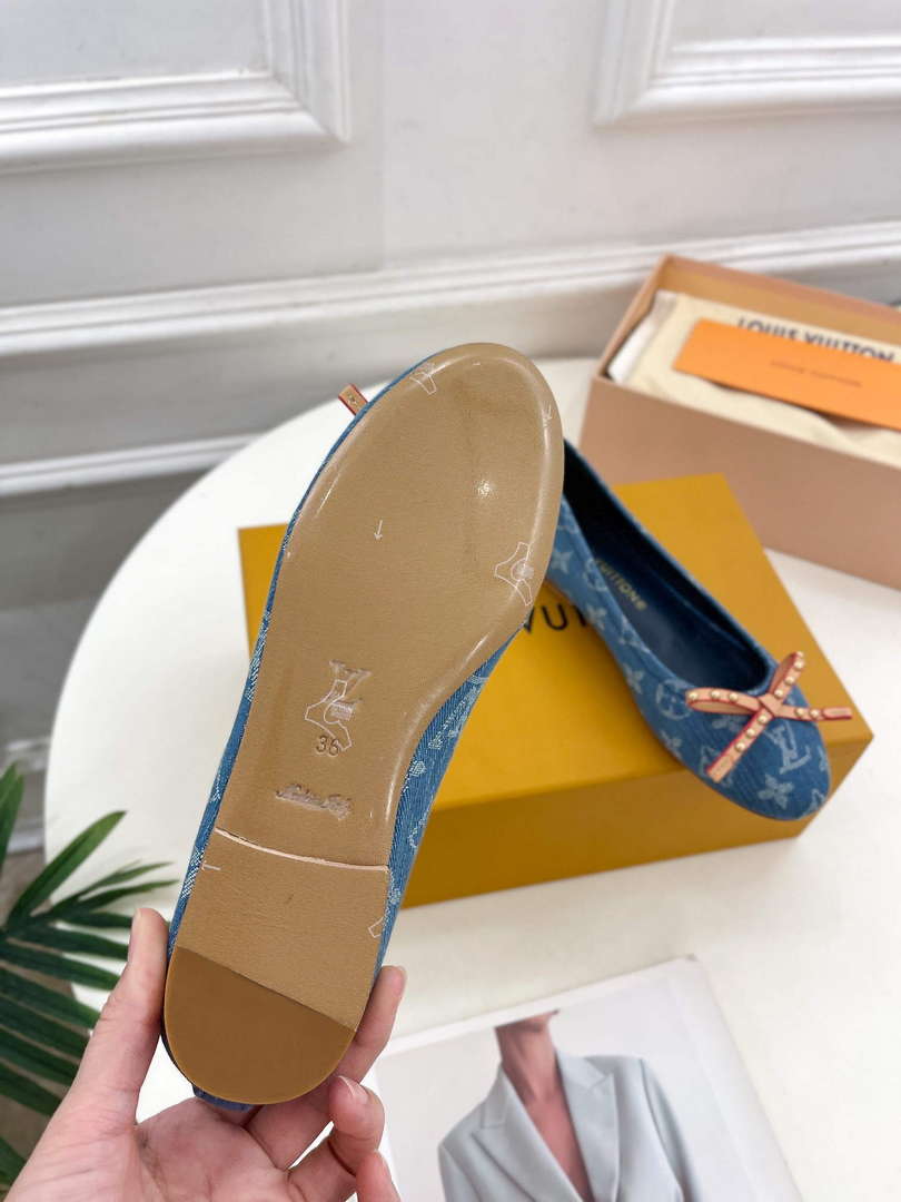 LV 1ACK97 Louis Vuitton Nina Flat Ballerina L66384