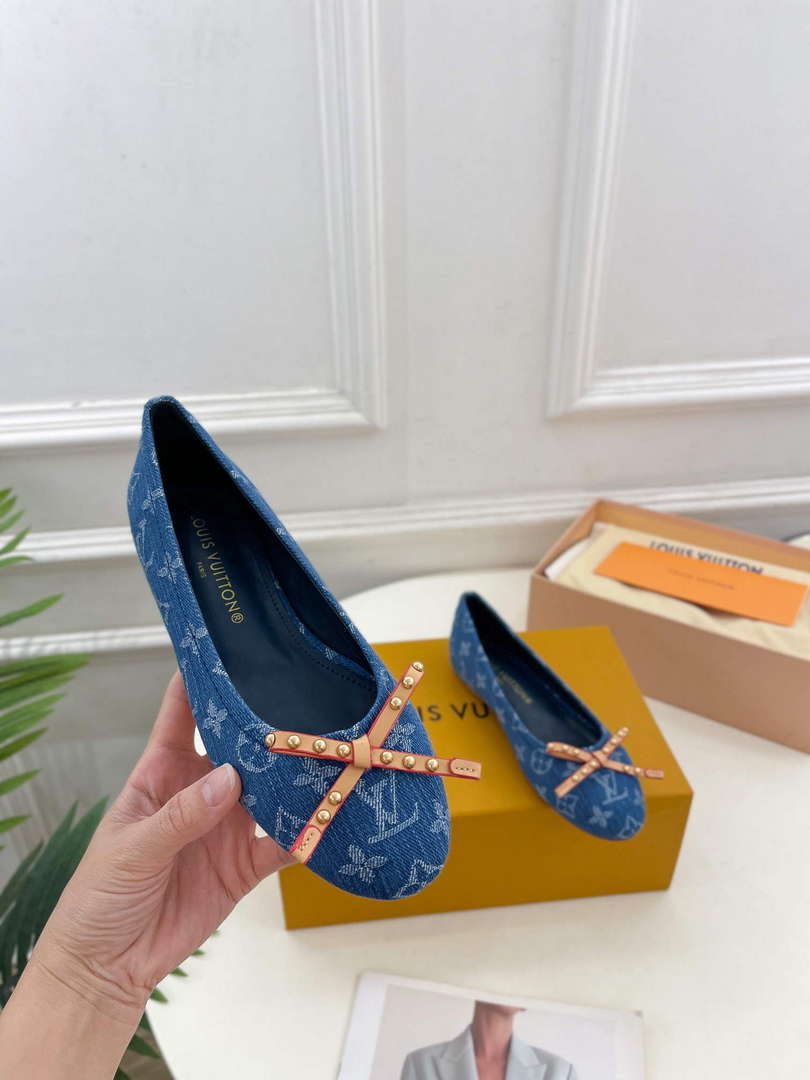 LV 1ACK97 Louis Vuitton Nina Flat Ballerina L66385