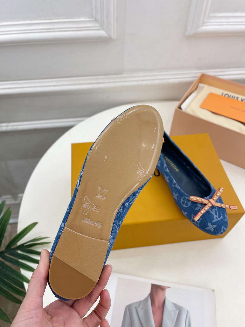 LV 1ACK97 Louis Vuitton Nina Flat Ballerina L66385
