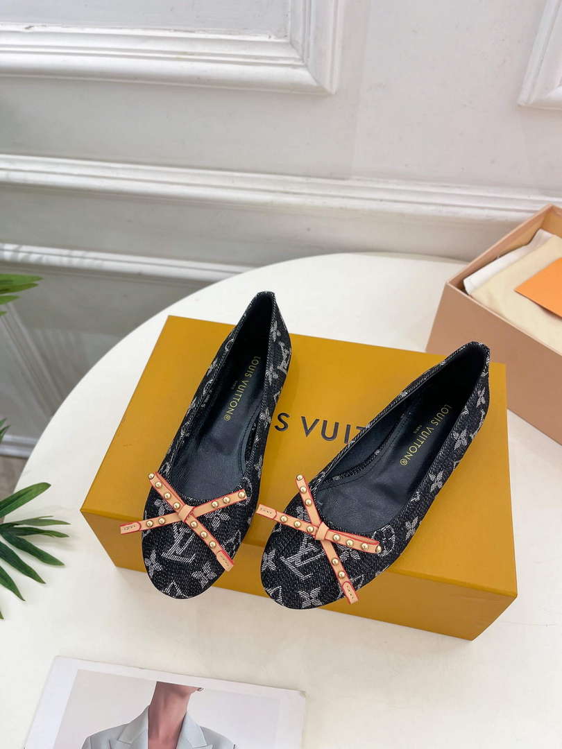 LV 1ACK97 Louis Vuitton Nina Flat Ballerina L66386