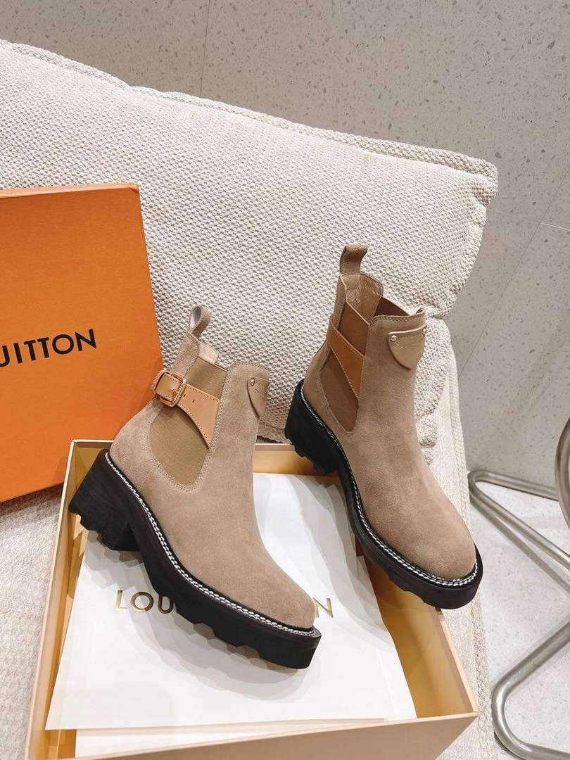 LV 1ACKCJ Louis Vuitton Women's LV Beaubourg Ankle Boot L67327