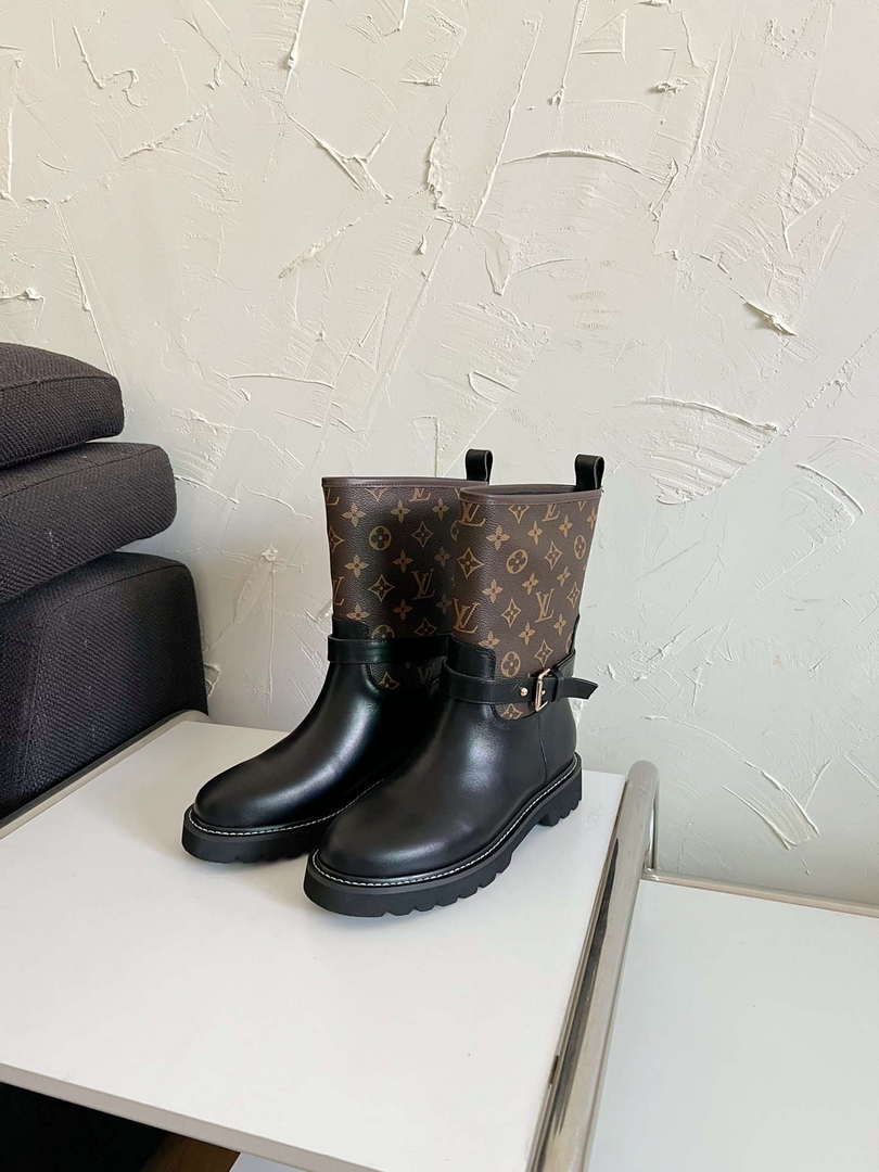 LV 1ADD2Q Louis Vuitton Territory Flat Boot L88293 - Euro 35=US 4 - View 1