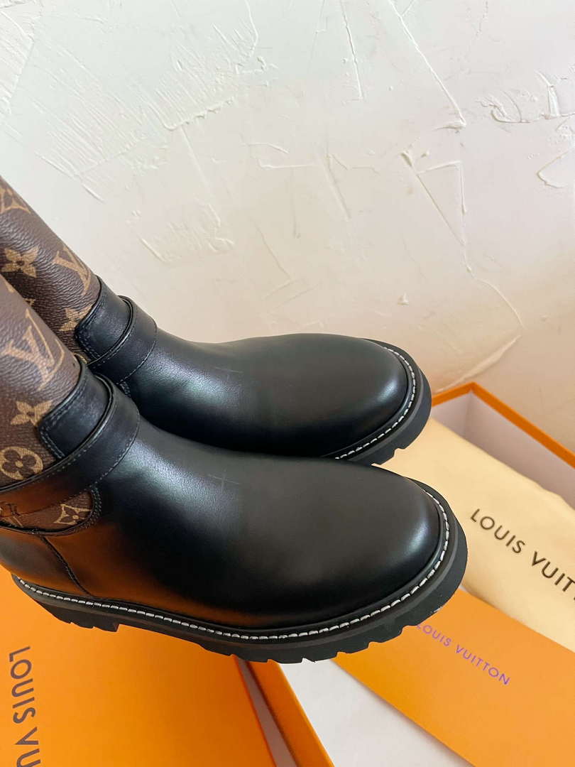 LV 1ADD2Q Louis Vuitton Territory Flat Boot L88293