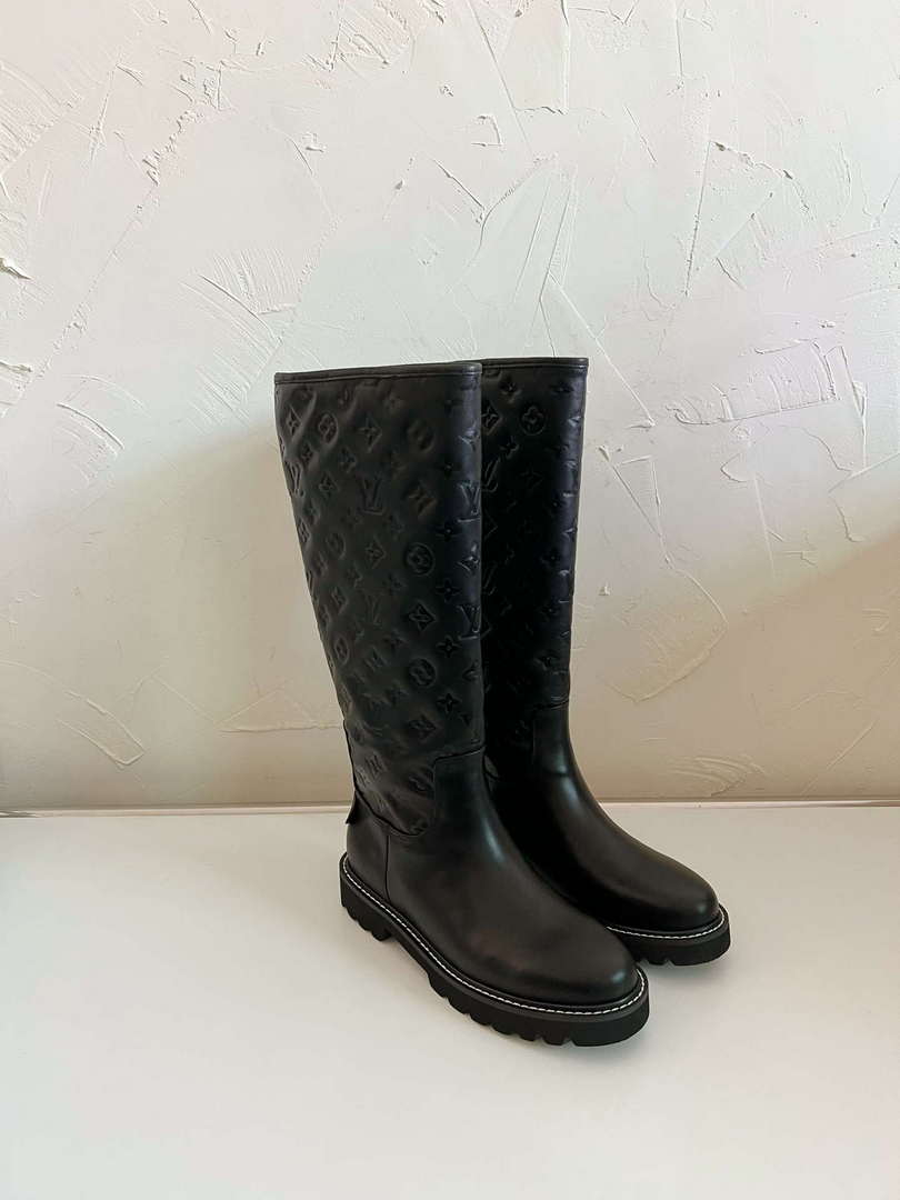 LV 1ADD2Q Louis Vuitton Territory Flat High Boot L88290