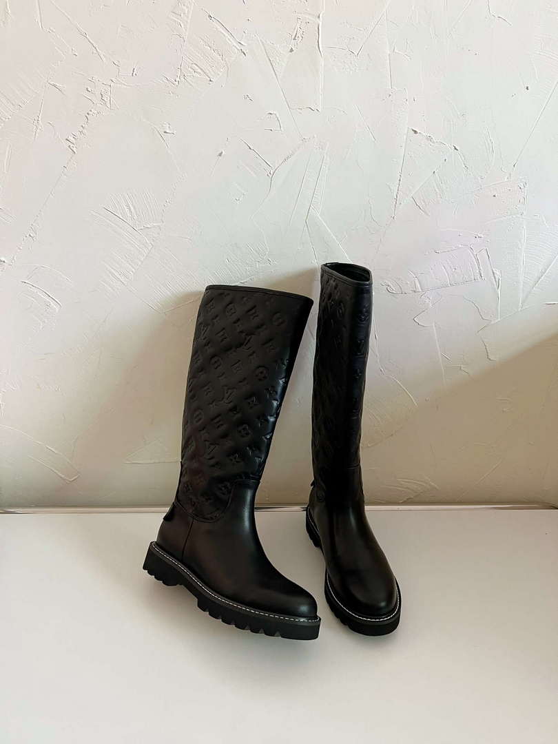 LV 1ADD2Q Louis Vuitton Territory Flat High Boot L88290
