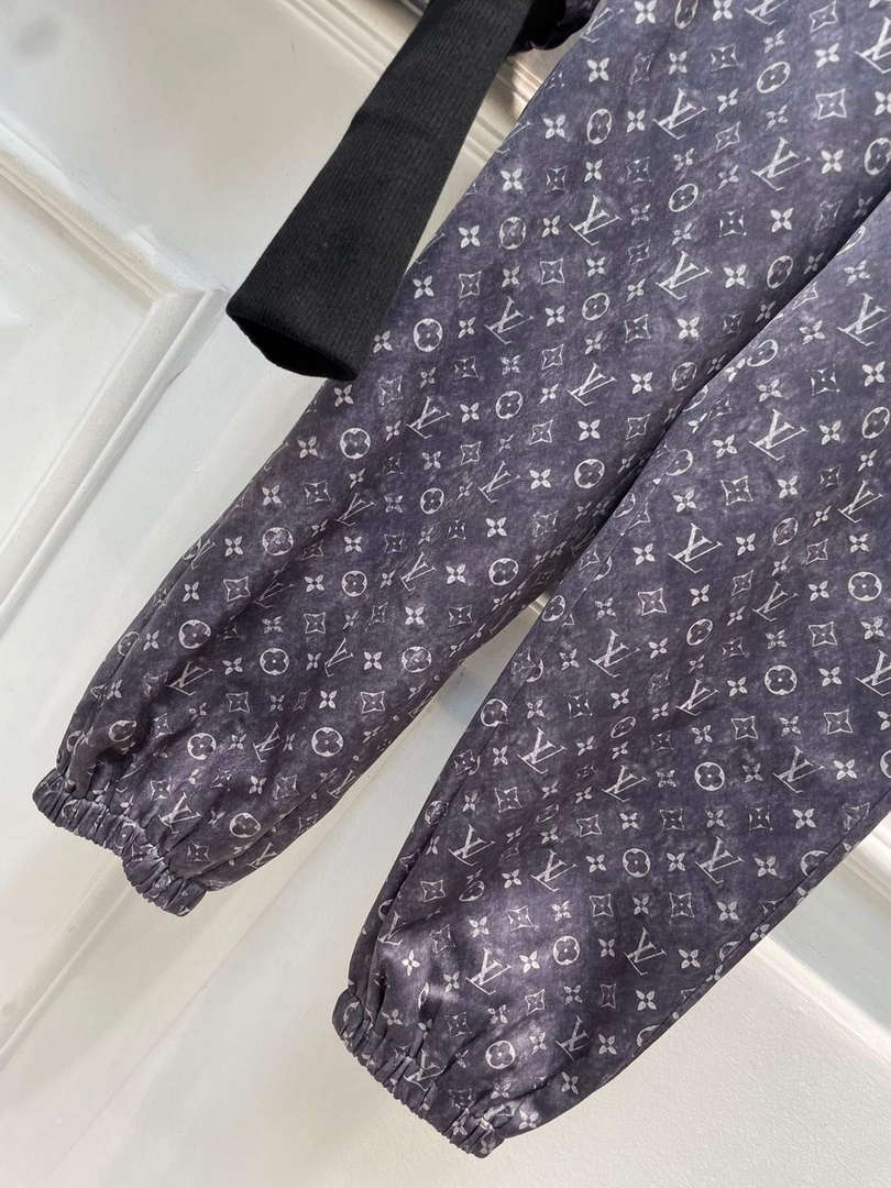LV 1AFFBB Louis Vuitton Monogram Cloud Bomber Jacket Suit L82469