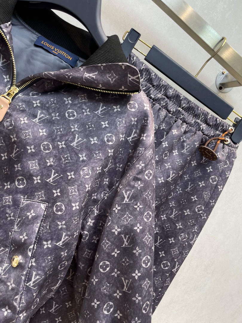 LV 1AFFBB Louis Vuitton Monogram Cloud Bomber Jacket Suit L82469