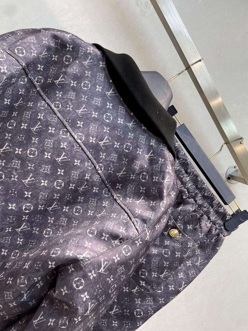 LV 1AFFBB Louis Vuitton Monogram Cloud Bomber Jacket Suit L82469