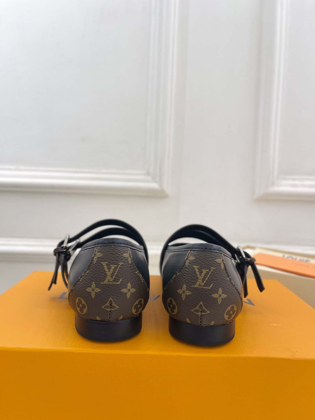 LV 1AIS36 Louis Vuitton Ballet Ballerina Shoes L66204