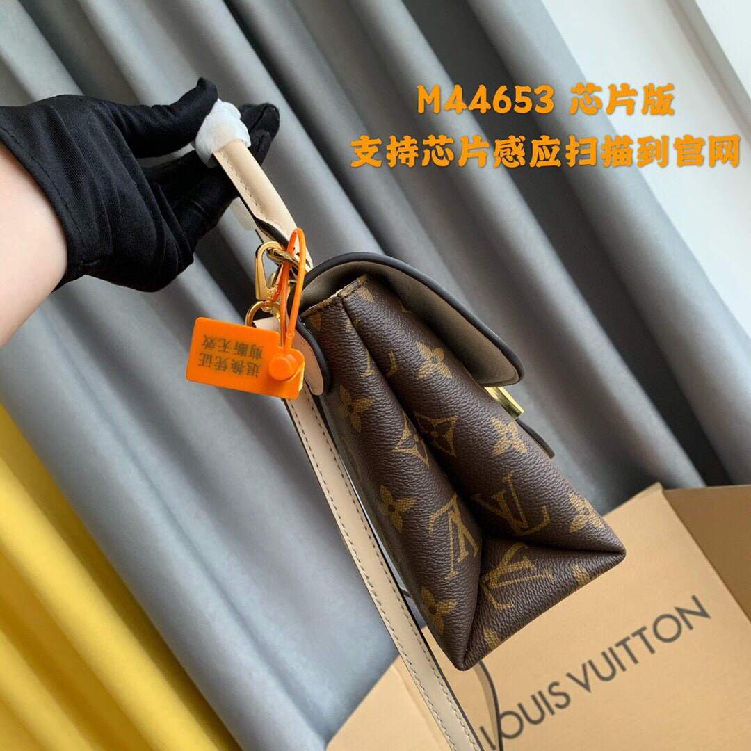 LV M44080 Louis Vuitton Locky BB Monogram Beige M44654 Bag
