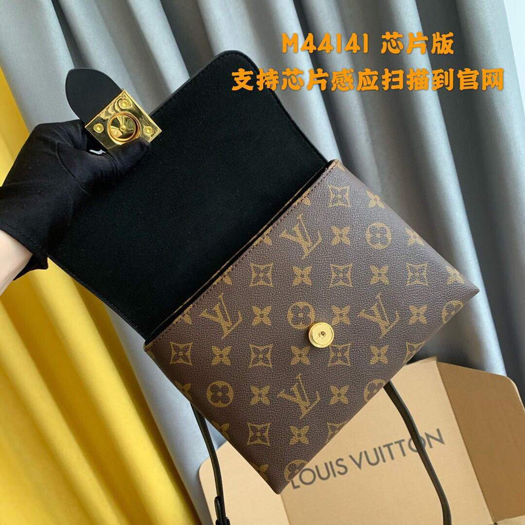 LV M44141 Louis Vuitton Locky BB Monogram Black M44654 Bag