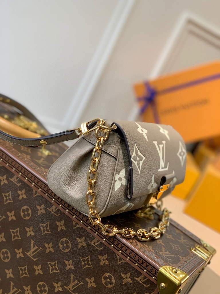 LV M45836 Louis Vuitton M45859  Favorite Monogram Empreinte leather M45813 Gray Cream