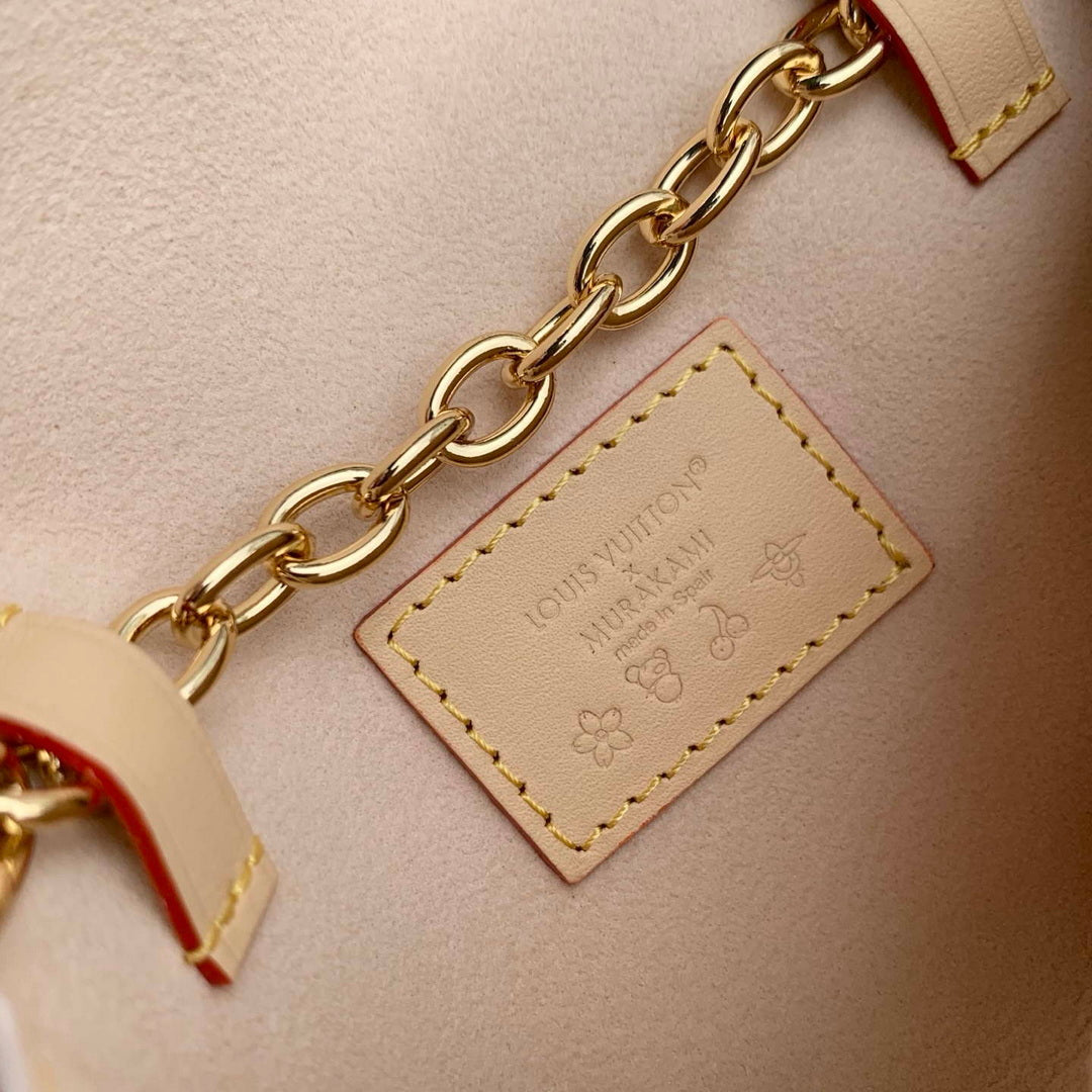 LV M4625Z Louis Vuitton LV x TM Pouch Metis Belt White