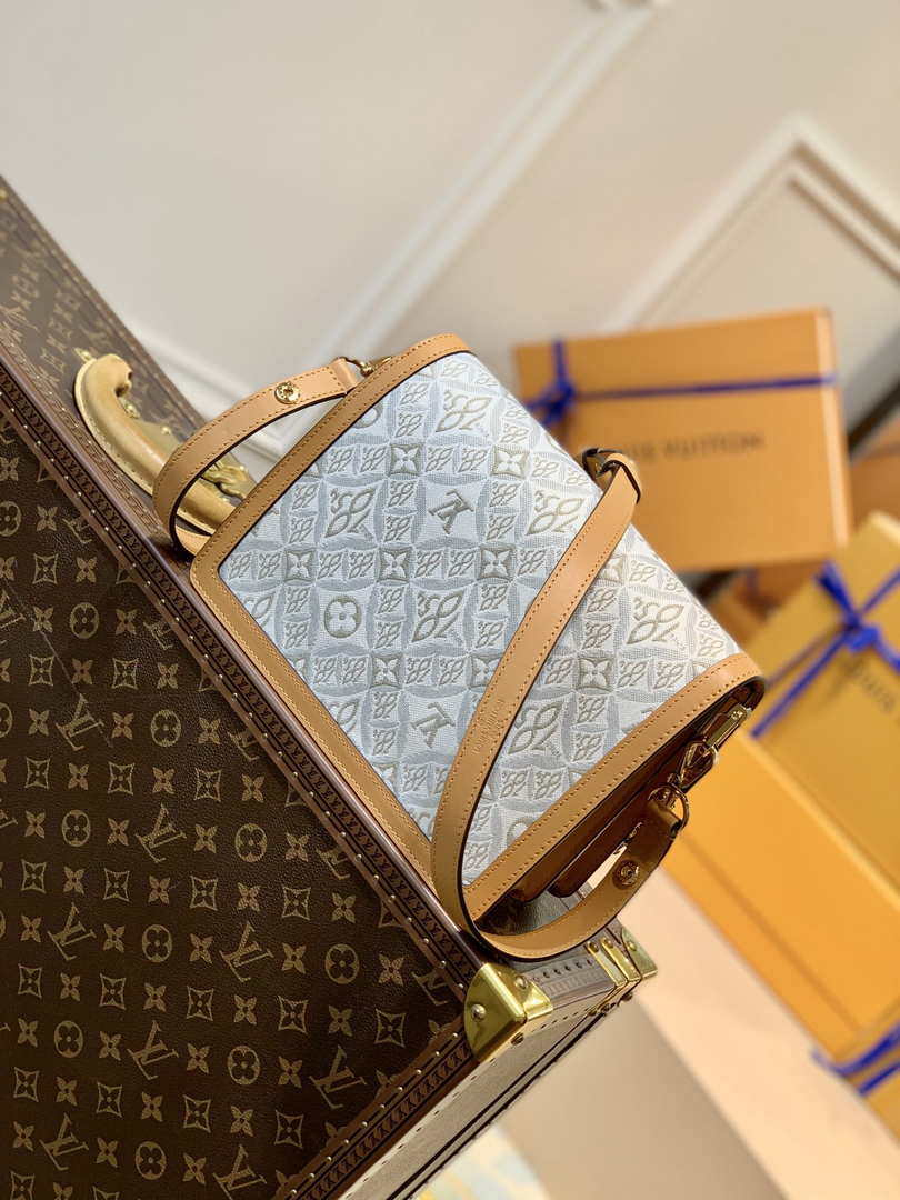 LV M59483 Louis Vuitton Dauphine MM Bag Monogram White - Default Title - View 2