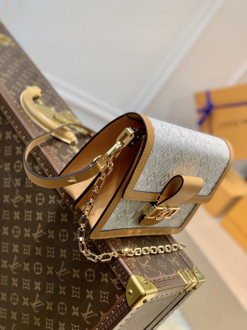 LV M59483 Louis Vuitton Dauphine MM Bag Monogram White - Default Title - View 3