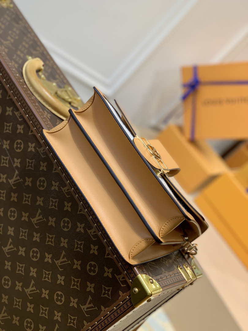 LV M59483 Louis Vuitton Dauphine MM Bag Monogram White - Default Title - View 4