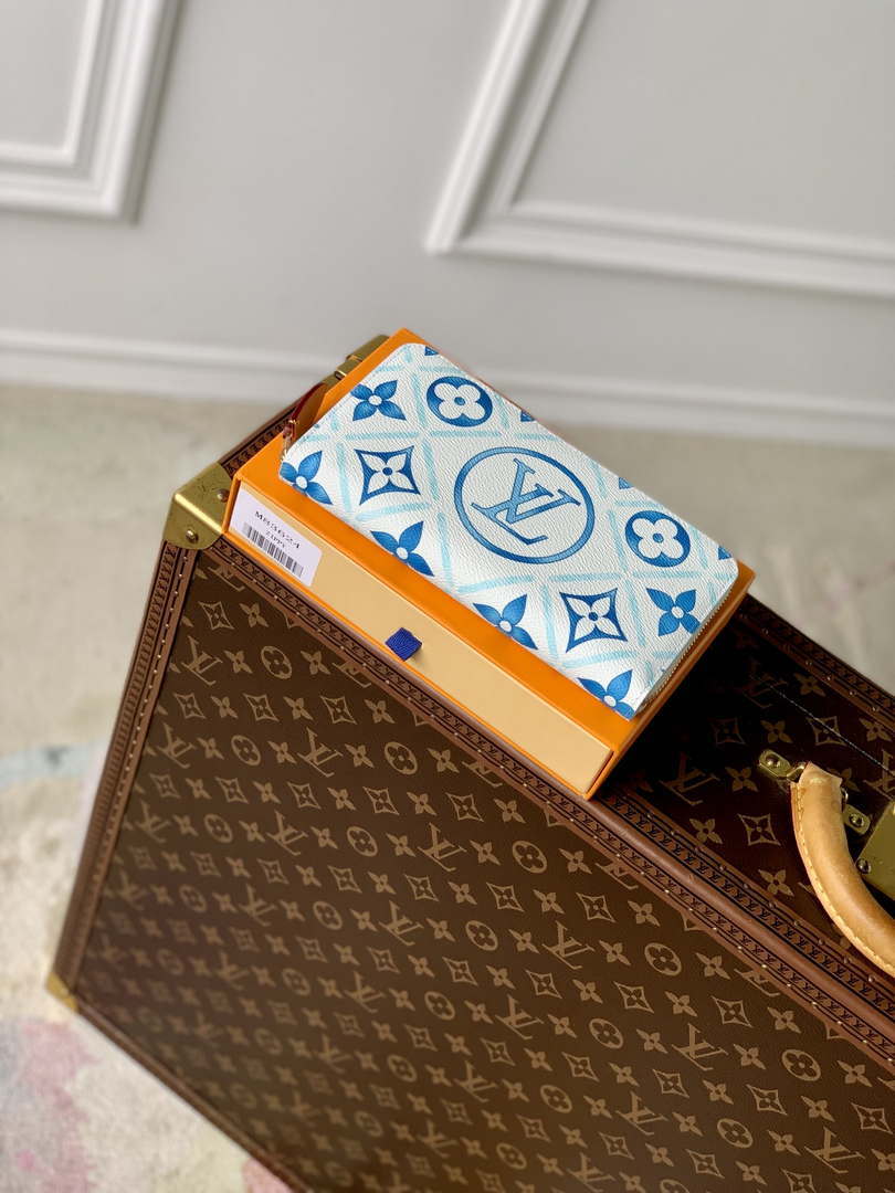 LV M83624 Louis Vuitton LV By The Pool Zippy Wallet Blue