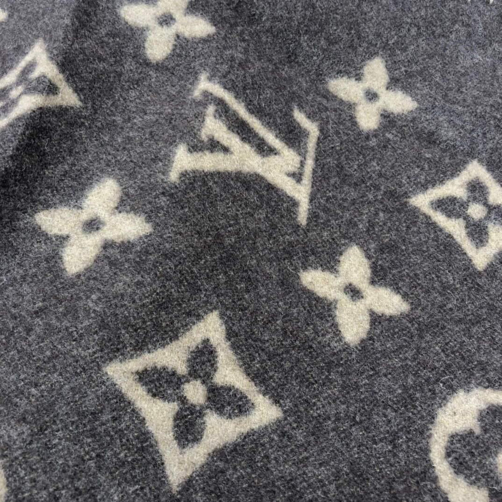 LV Avalon Rocabar Louis Vuitton Carmel Cashmere Blanket 29920 - Voguebags
