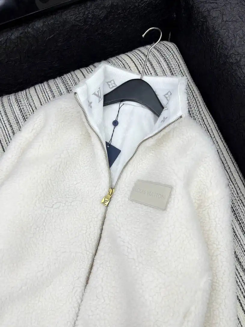 LV Coat Louis Vuitton Women Lambswool zipper Jacket L55800