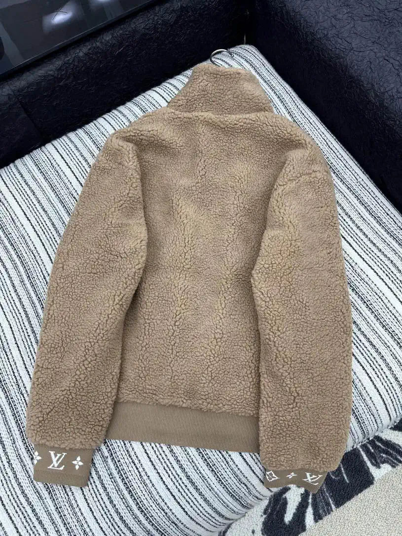 LV Coat Louis Vuitton Women Lambswool zipper Jacket L55802