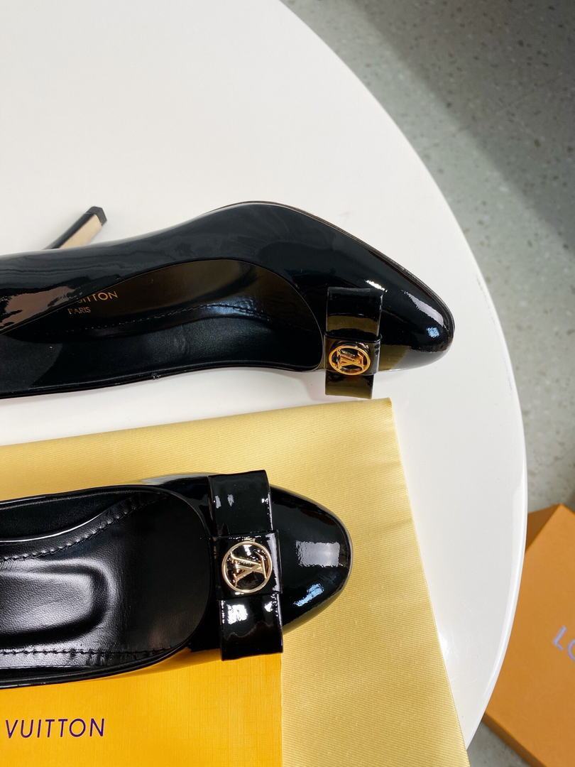 LV Loafers Designer Louis Vuitton Round Toe High Heels 81105 Black - luxibagsmall