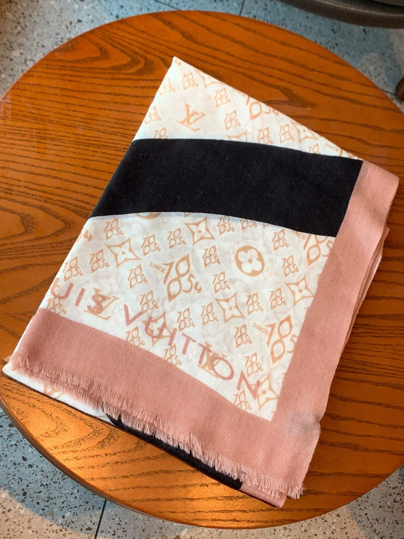 LV M00411 Louis Vuitton Fashion Printing Scarf Stole L60210