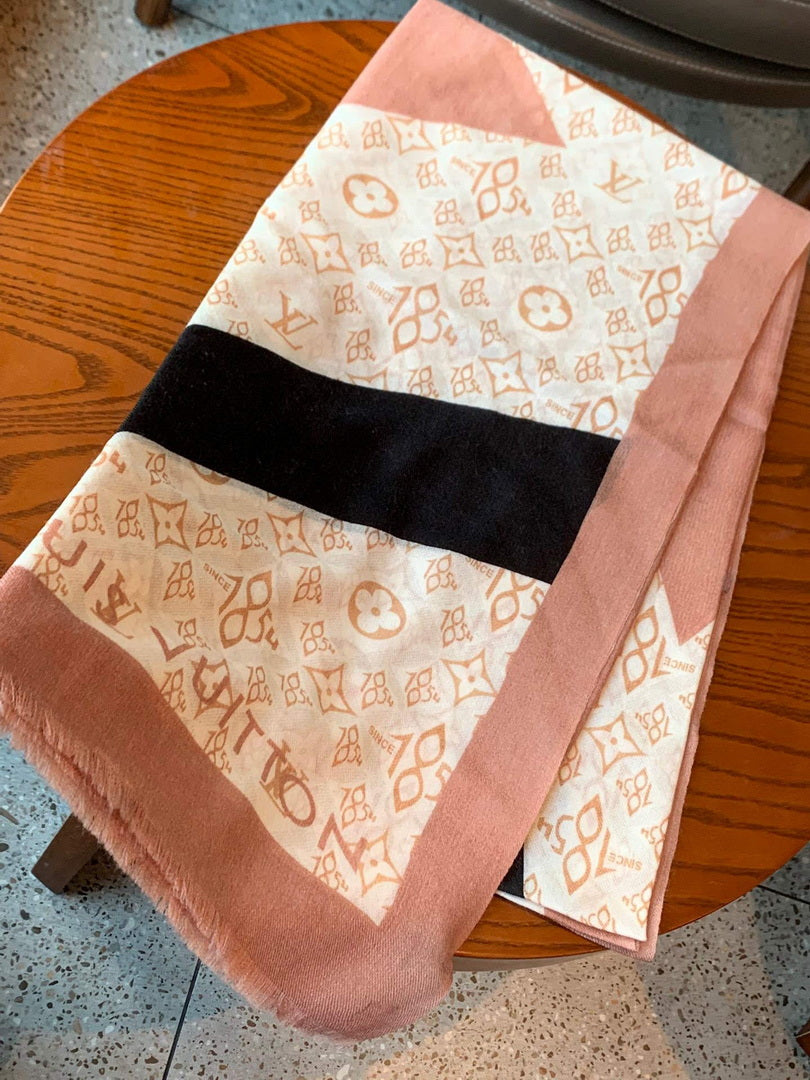 LV M00411 Louis Vuitton Fashion Printing Scarf Stole L60210