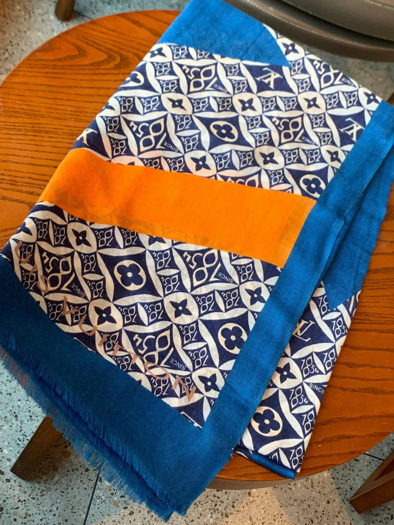 LV M00411 Louis Vuitton Fashion Printing Scarf Stole L60211