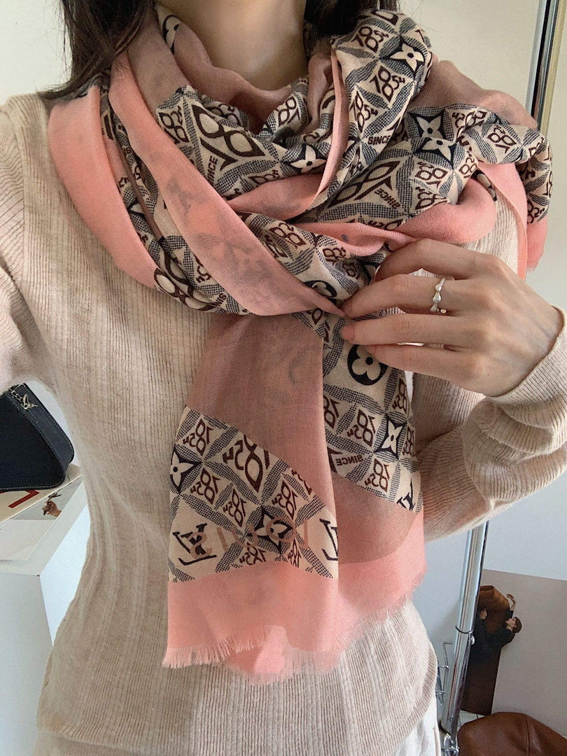 LV M00411 Louis Vuitton Fashion Printing Scarf Stole L60212