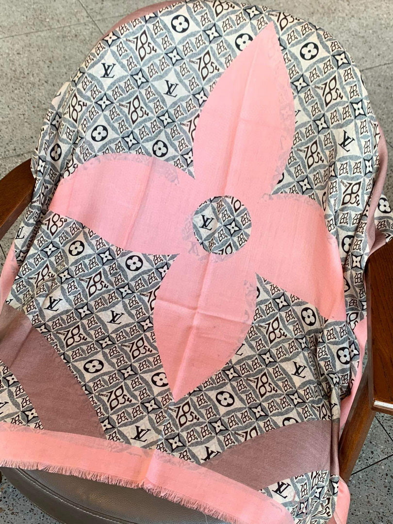 LV M00411 Louis Vuitton Fashion Printing Scarf Stole L60212
