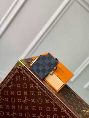 LV M01478 Louis Vuitton LV Chocolate Bar Figurine Key Holder and Bag Charm Black grid - Default Title - View 1
