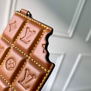 LV M01478 Louis Vuitton LV Chocolate Bar Figurine Key Holder and Bag Charm Brown grid - Default Title - View 4