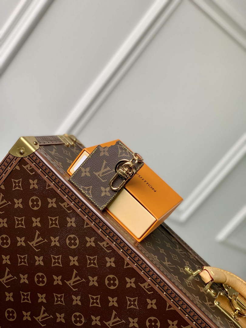 LV M01478 Louis Vuitton LV Chocolate Bar Figurine Key Holder and Bag Charm Brown