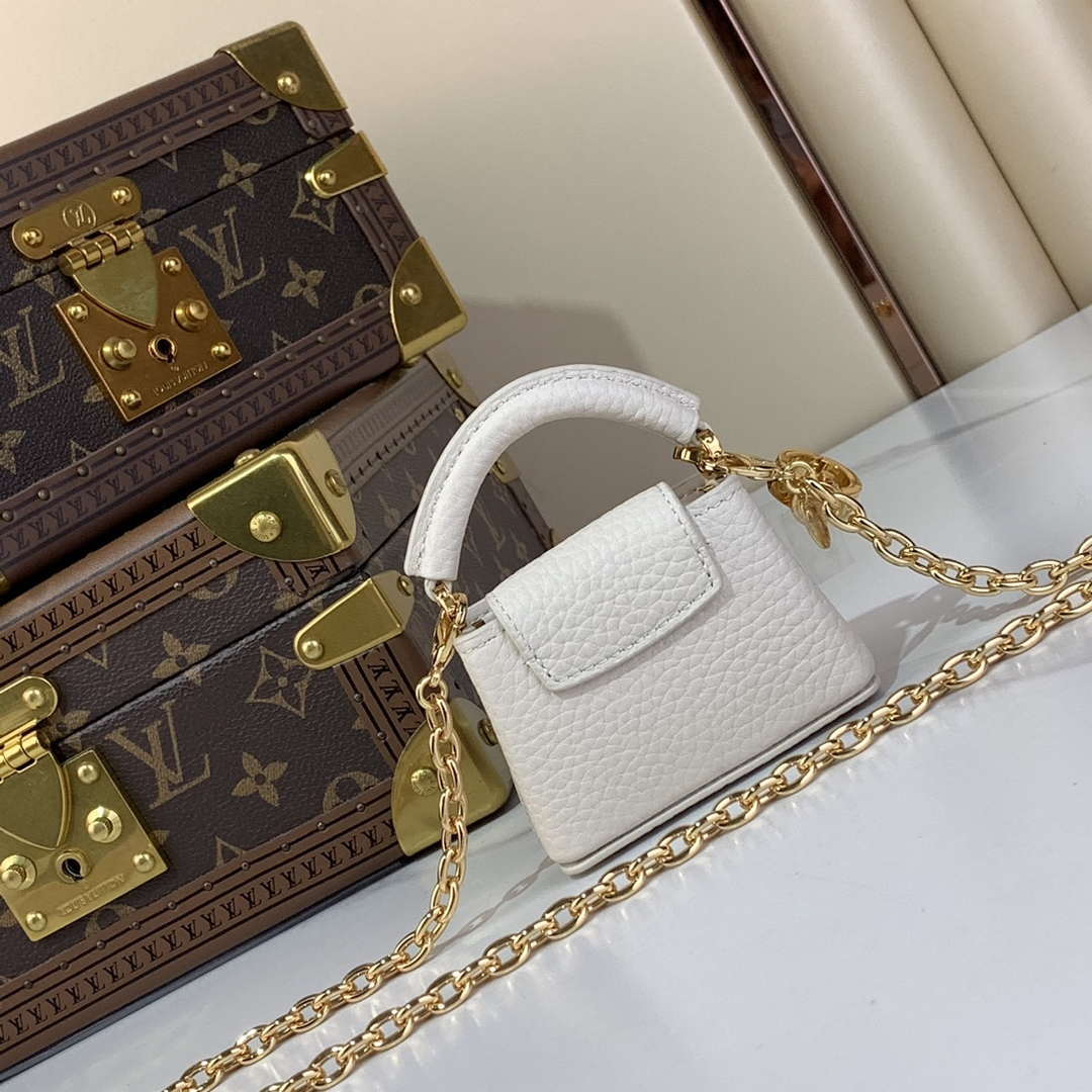 LV M02132 Louis Vuitton Capucines Micro Bag White