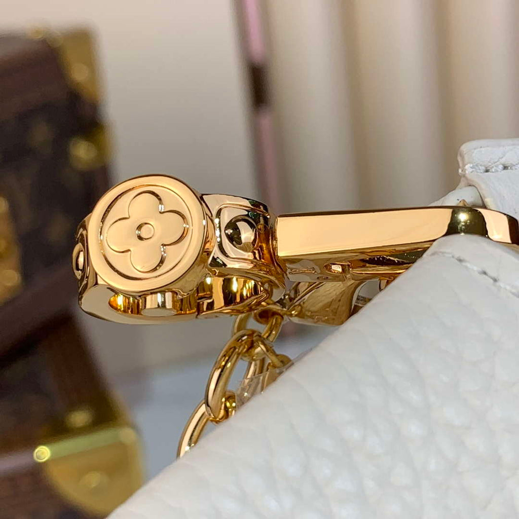 LV M02132 Louis Vuitton Capucines Micro Bag White