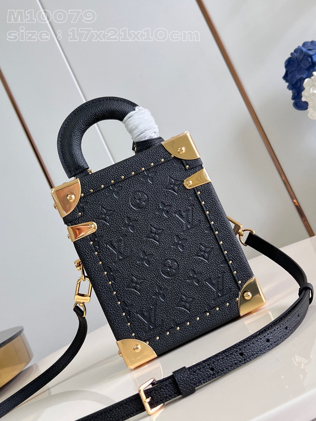 LV M10079 Louis Vuitton Camera Box Handbag Black Monogram Empreinte Leather