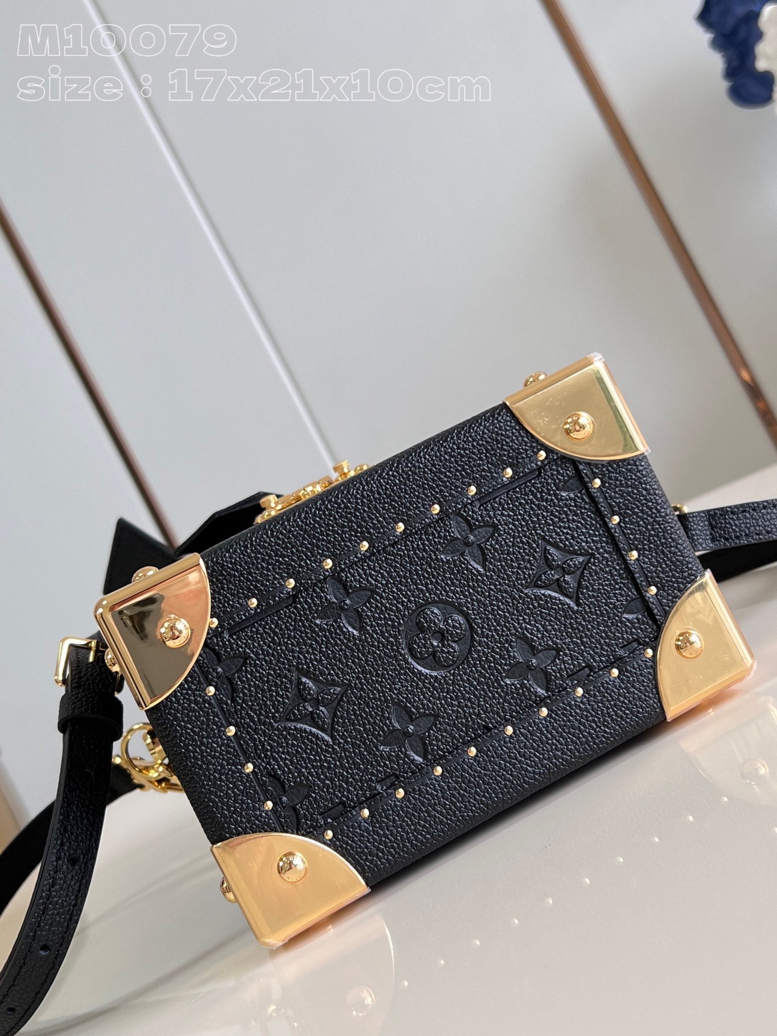 LV M10079 Louis Vuitton Camera Box Handbag Black Monogram Empreinte Leather