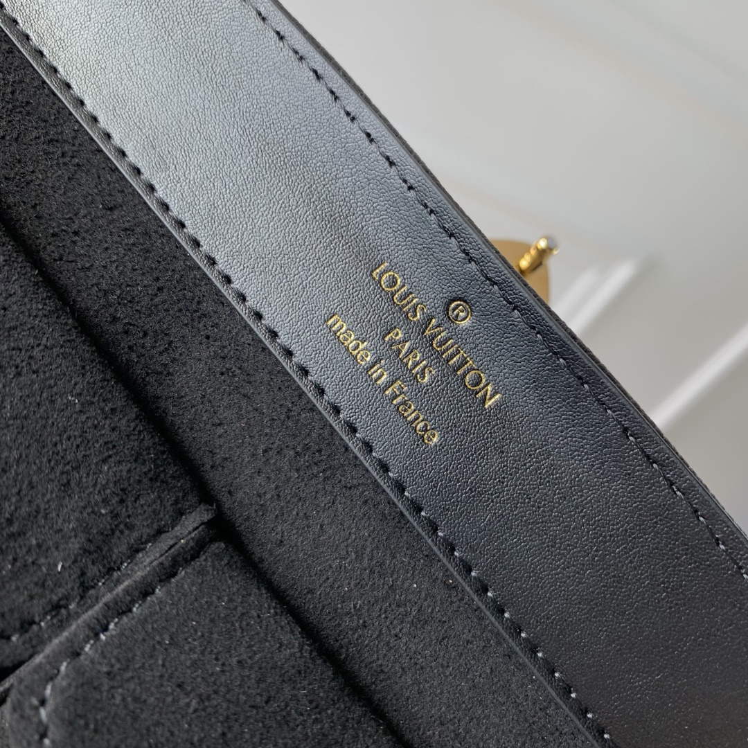 LV M10145 Louis Vuitton Etui Bijoux Jewellery Case Black Leather - Default Title - View 7
