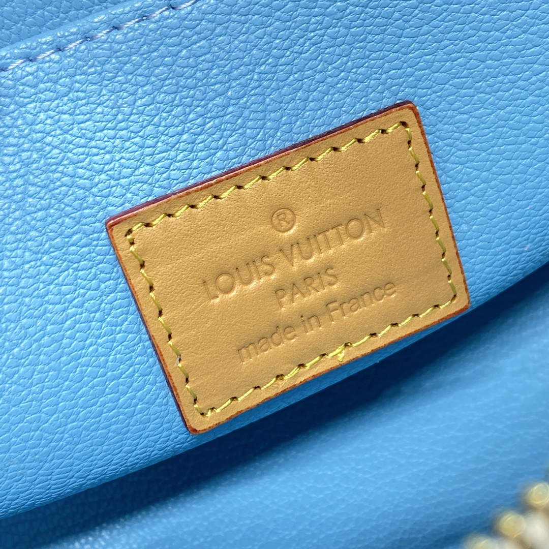 LV M11239 Louis Vuitton Pochette Cosm¨¦tique PM Bag Blue