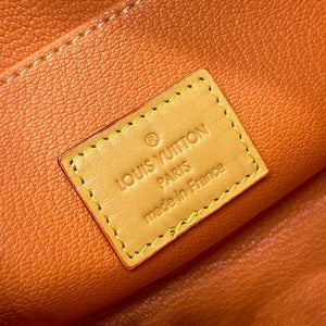 LV M11239 Louis Vuitton Pochette Cosm¨¦tique PM Bag Coral - Default Title - View 8