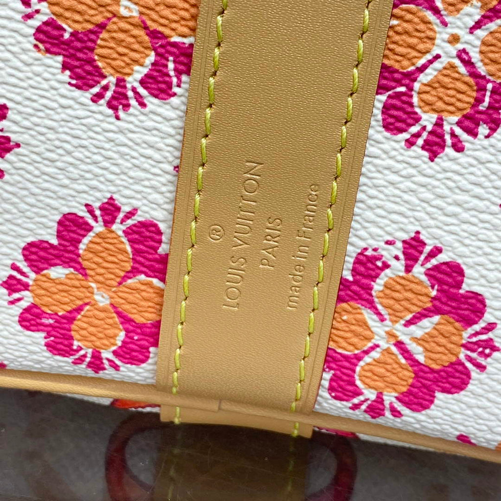 LV M11251 Louis Vuitton Keepall Bandouliere 45 Bag Coral
