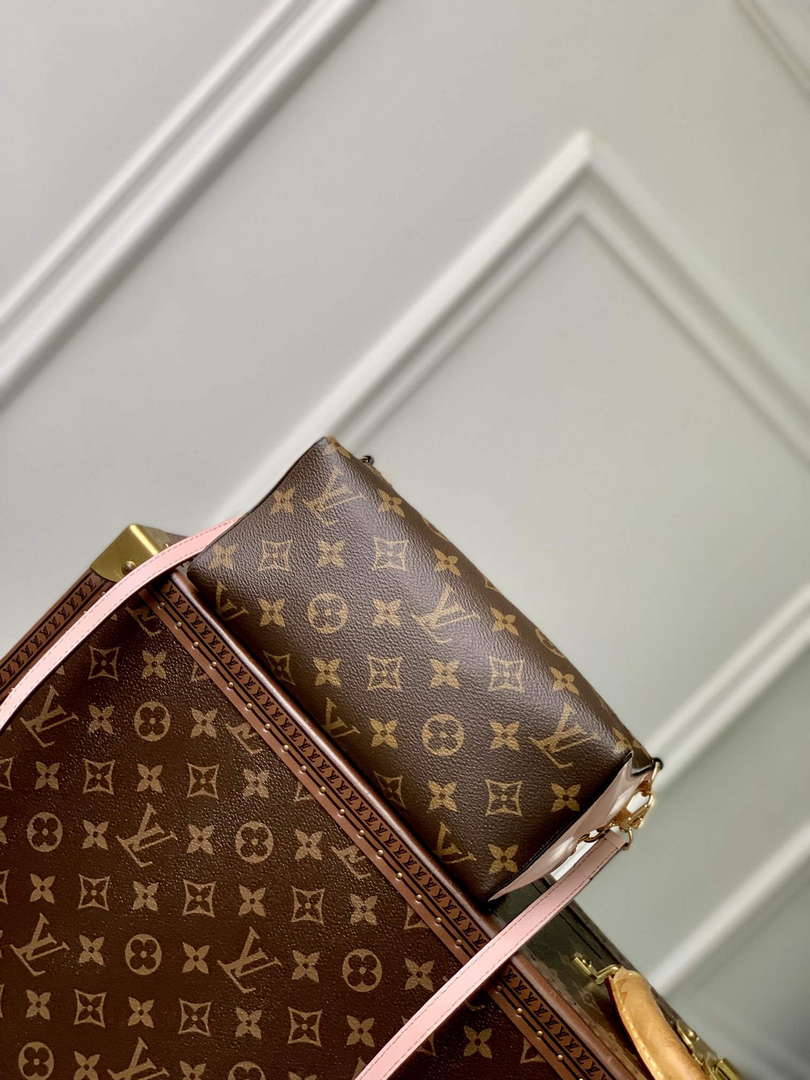 LV M11303 Louis Vuitton Bloom Pouch Bag Rose Jasmin Pink