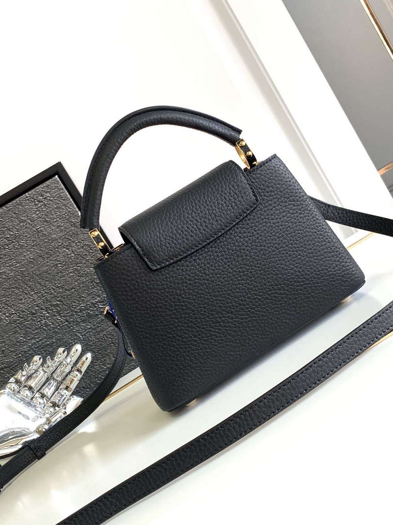 LV M11342 Louis Vuitton Capucines Mini Bag Black