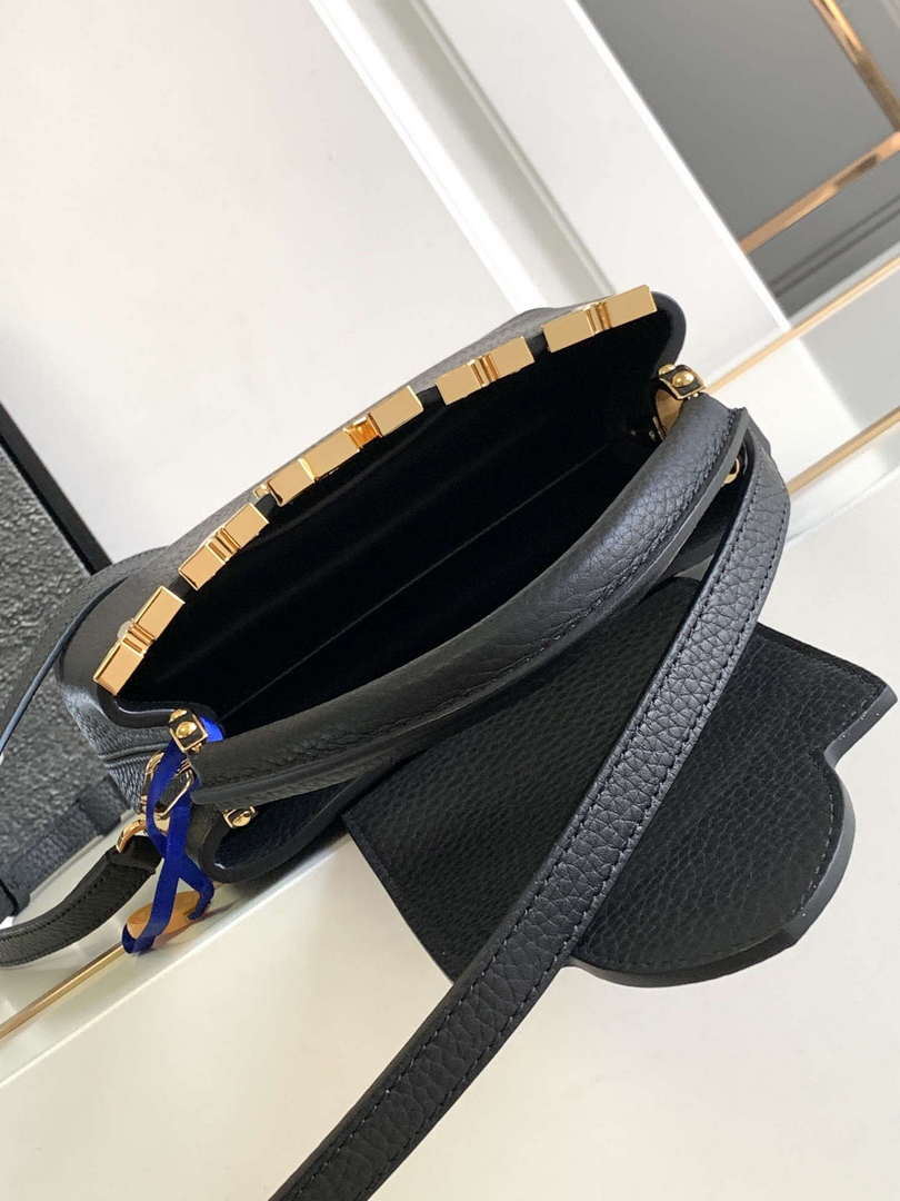 LV M11342 Louis Vuitton Capucines Mini Bag Black