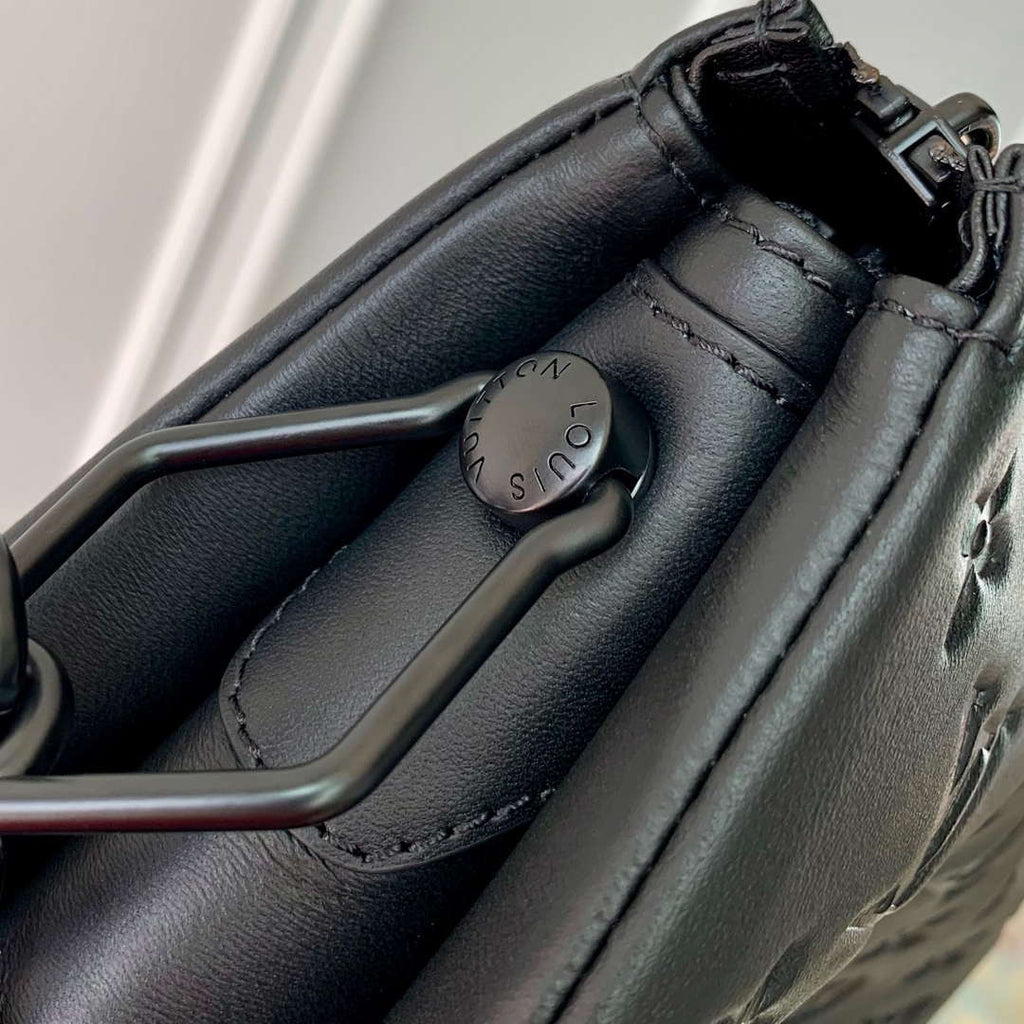 LV M11370 Louis Vuitton Coussin PM Handbag Black
