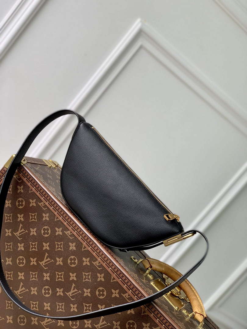 LV M11429 Louis Vuitton Low Key Bumbag Cognac Black - Default Title - View 2