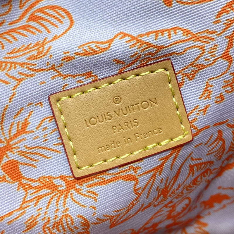 LV M11461 Louis Vuitton Pochette M¨¦tis Handbag Coral